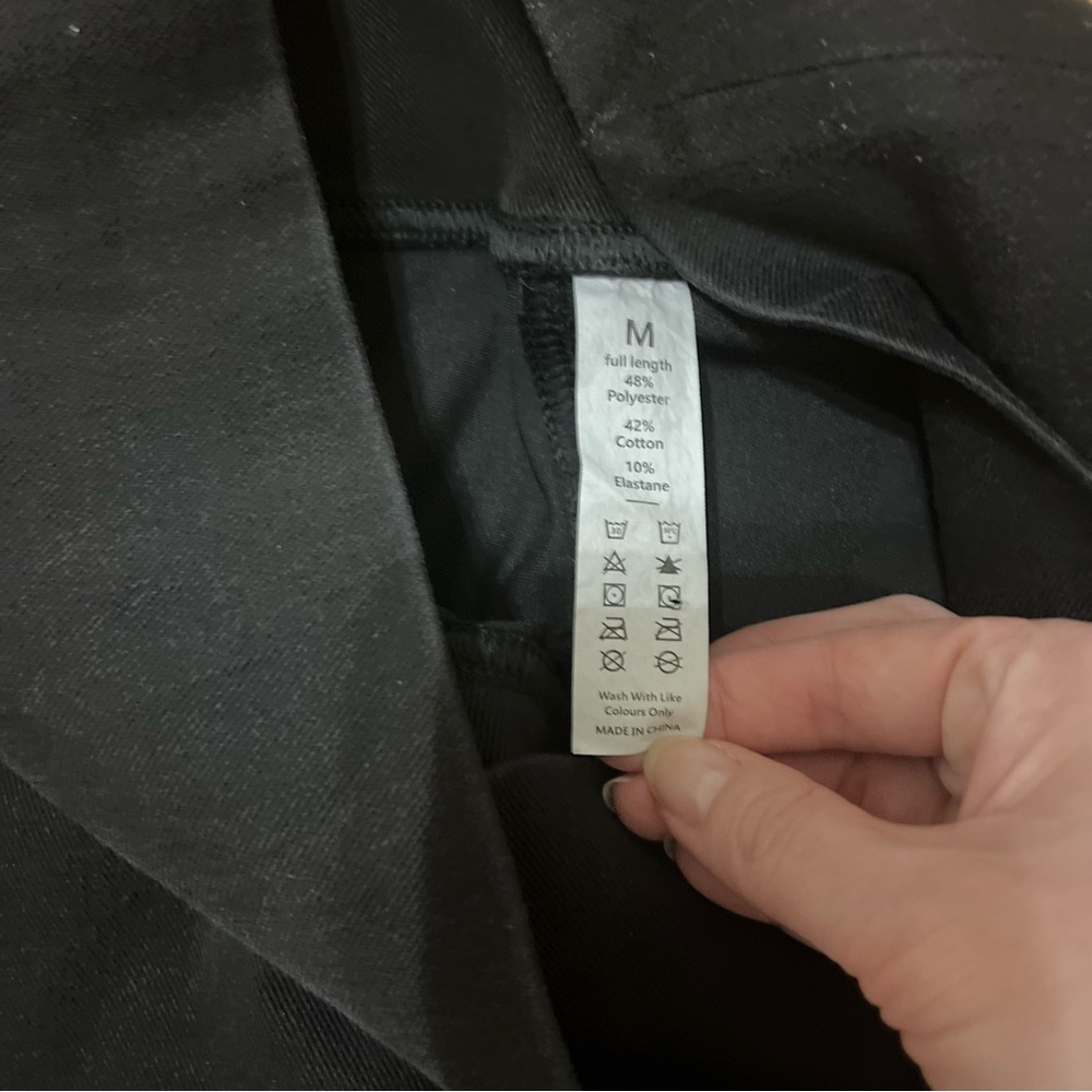 NEW Halara FlexCrossover Pocket Washed Denim Work Leggings Medium Black - Picture 13 of 14